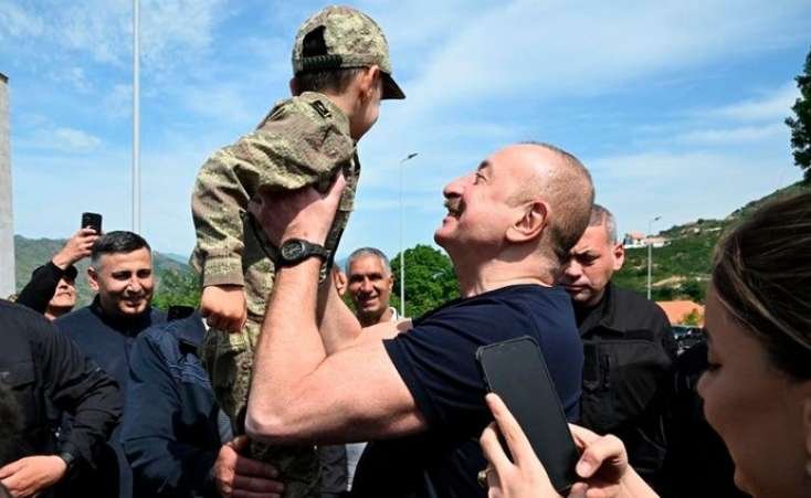 İlham Əliyevin Laçın sakinləri ilə görüşündən görüntülər