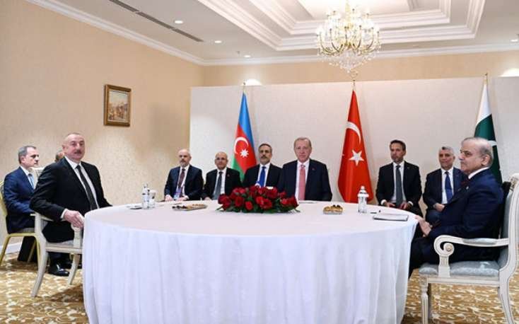 Laçında üçtərəfli Zirvə görüşü keçirilir