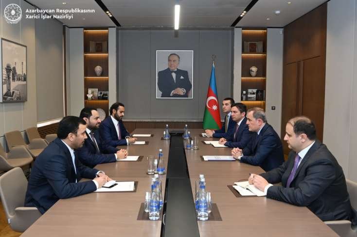 Ceyhun Bayramov Qətərin dövlət naziri ilə görüşdü