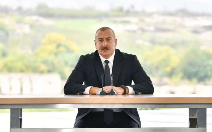 Prezident açılışda çıxış etdi -
