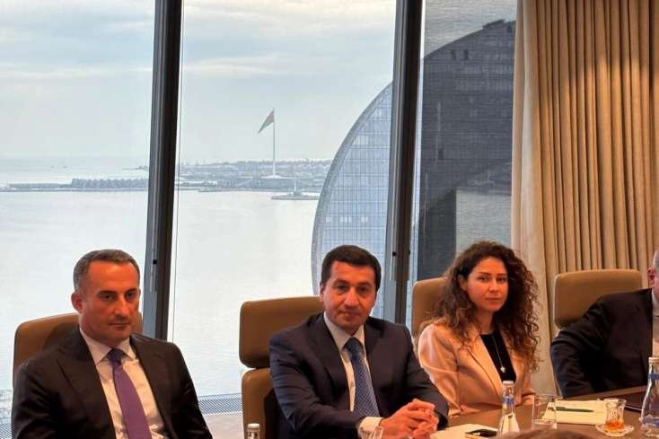 Hikmət Hacıyev Şimali Baltik Səkkizliyi ölkələrinin nümayəndələri ilə görüşdü