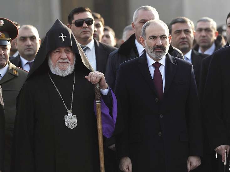 Paşinyan II Qaregini istefaya çağırdı