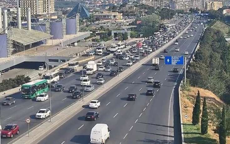 Hazırda yollarda sıxlıq var -