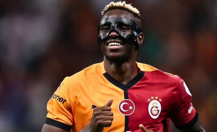 "Qalatasaray" Osimhen transferini elan edir