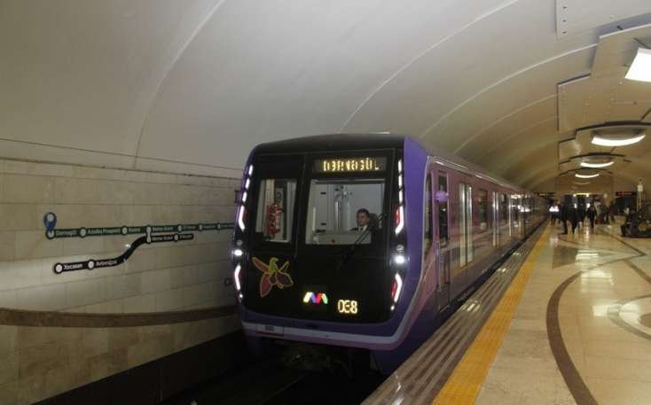 Bakı metrosundan istifadə edənlərin sayı azaldı