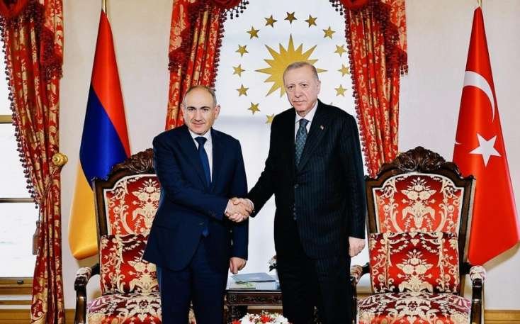 Ərdoğan Paşinyanla görüşdü