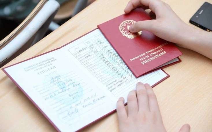 Məktəbi fərqlənmə ilə bitirənlərin sayı açıqlandı