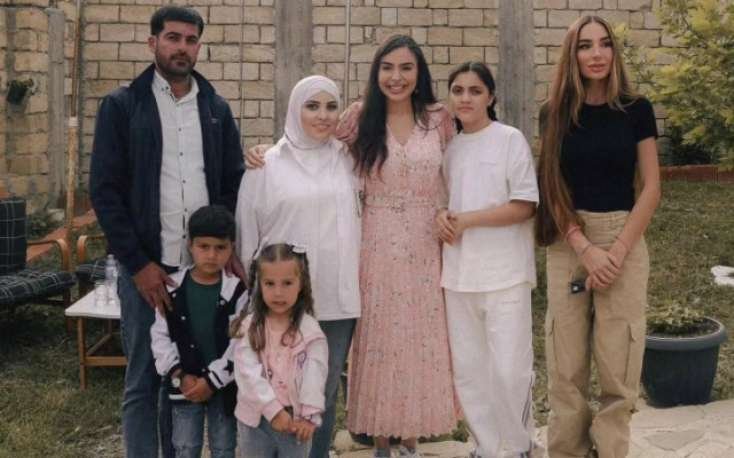 Leyla və Arzu Əliyevalar “Gənc arıçı” layihəsinin iştirakçısı ilə görüşdülər