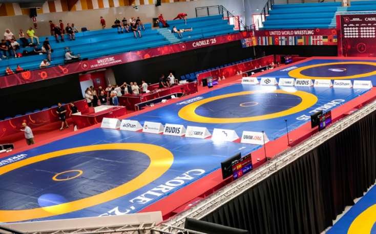 Azərbaycanın 6 güləşçisi Avropa çempionatının finalına yüksəldi