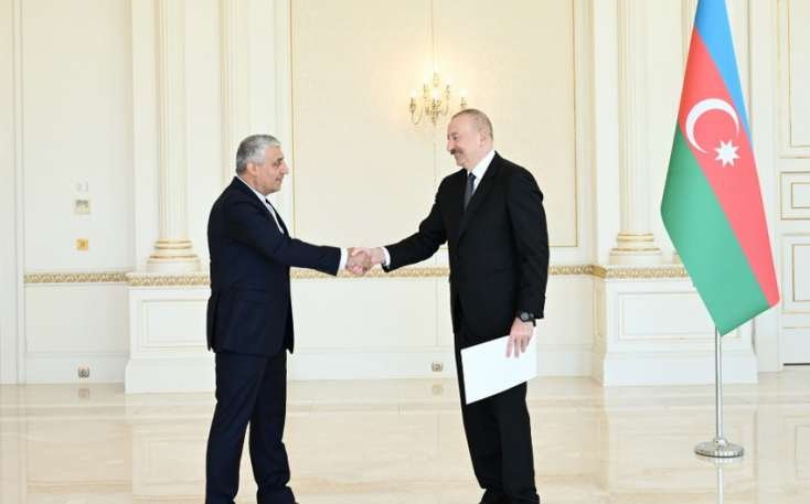 İlham Əliyev Müctəba Dəmirçilunun etimadnaməsini qəbul etdi