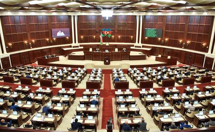 Parlament nümayəndə heyəti son hadisələrə görə Moskvaya getməyəcək