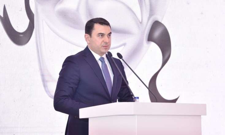 Nazir ona yüksək vəzifə verdi -