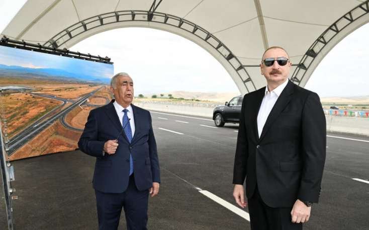 İlham Əliyev Əhmədbəyli-Füzuli-Şuşa yolunun açılışında iştirak etdi