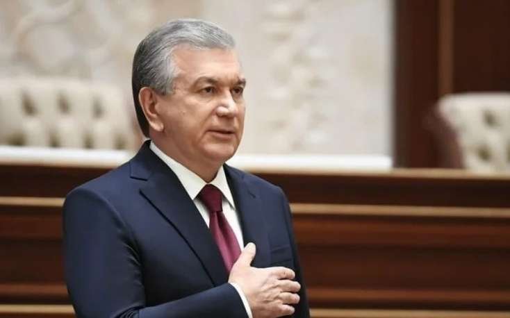 Şavkat Mirziyoyev Bakıda Zəfər parkını ziyarət edib