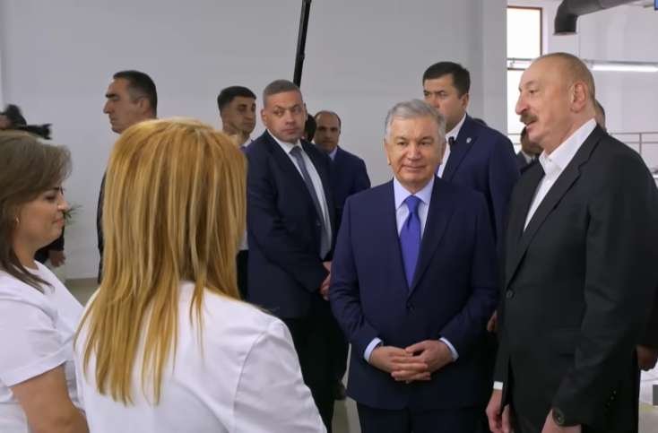Sakinlər danışdı, Prezident tərcümə etdi -